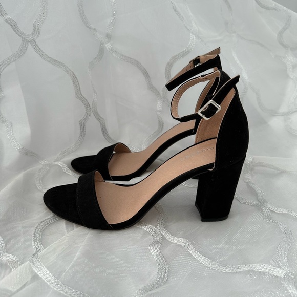 Steven Madden Girl Beella black block heels - Picture 5 of 9